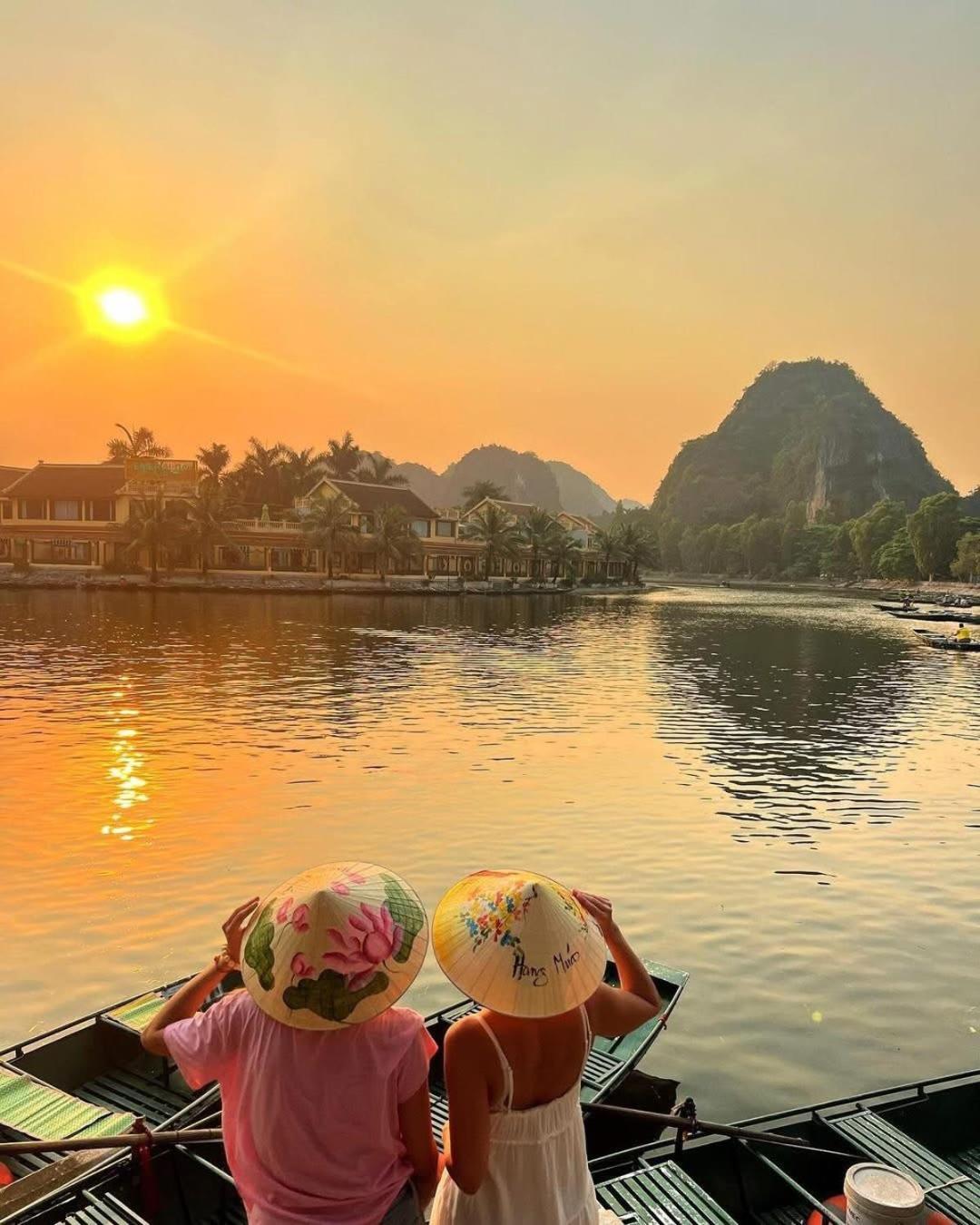Ohayo Tam Coc Homestay นิญบิ่ญ ภายนอก รูปภาพ